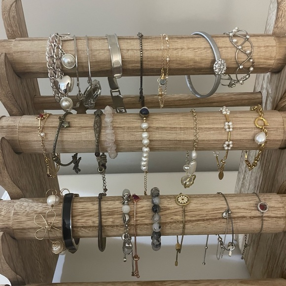 bracelet display holder with all the bracelet - Picture 2 of 3